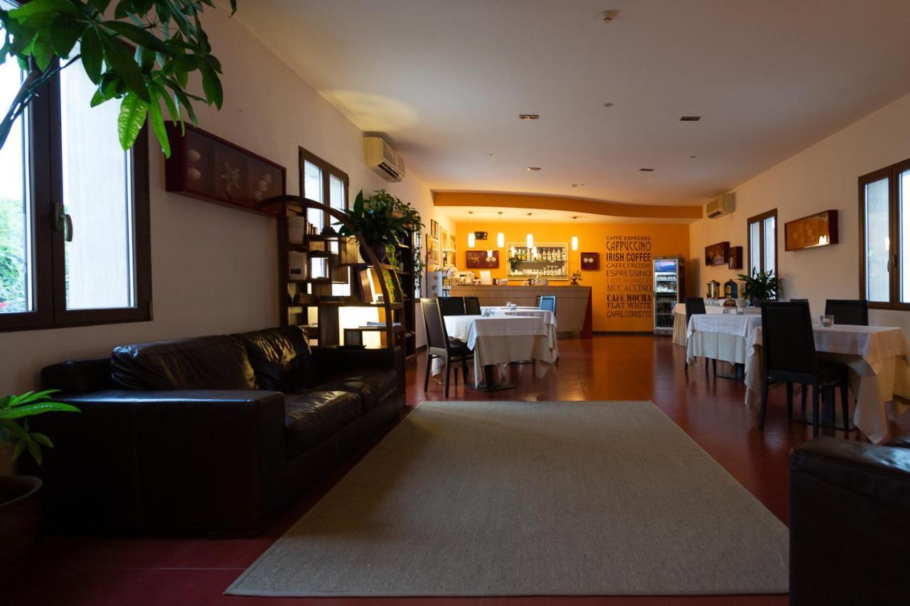 Club Azzurro Hotel & Resort Порто Чезарео Екстериор снимка