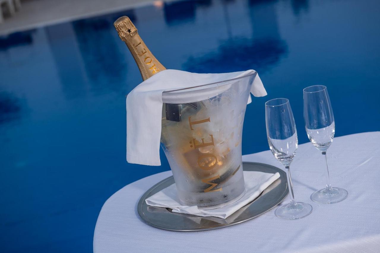 Club Azzurro Hotel & Resort Порто Чезарео Екстериор снимка